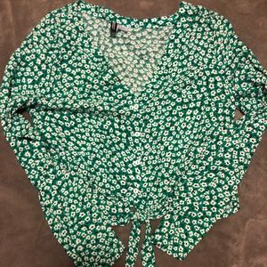 H&M daisy top